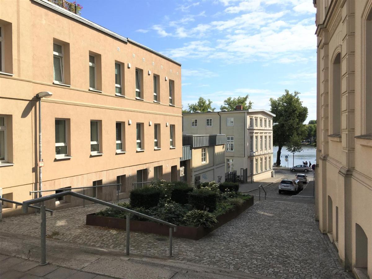 Schwerin Apartment Am Pfaffenteich Exterior foto