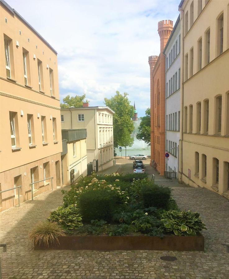 Schwerin Apartment Am Pfaffenteich Exterior foto